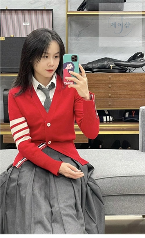 톰브라운 사선완장 4-Bar 크롭 캐시미어 가디건 [터보] - 상세 이미지
